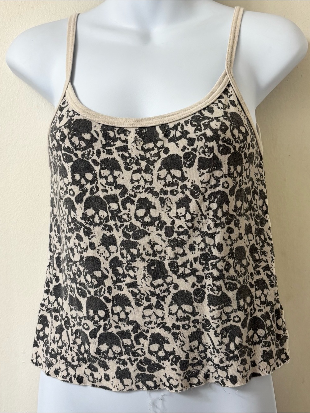 Brandy Melville Grey Skull Print Tank Top - Women
